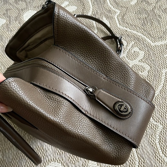 Coach Brooklyn 34 Carryall Bag💼 - Picture 14 of 16